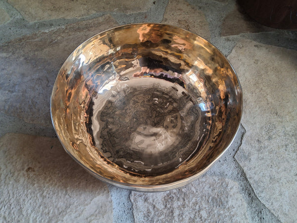 Bowl 901: 9.5" Ultibati Himalayan Singing Bowl 85 HZ F2-46