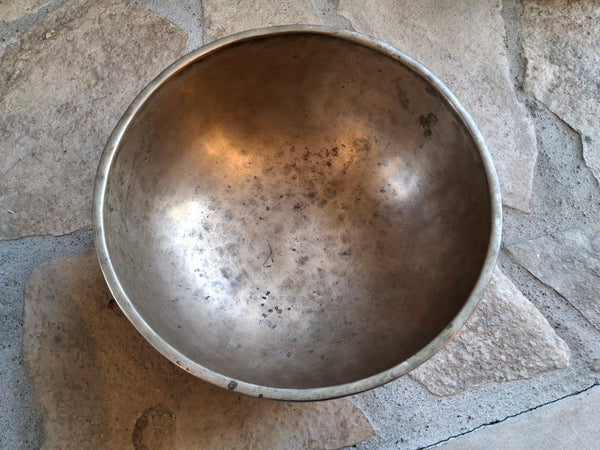Bowl 806: 10.25" Antique Sambolati Himalayan Singing Bowl 144 HZ D3-33