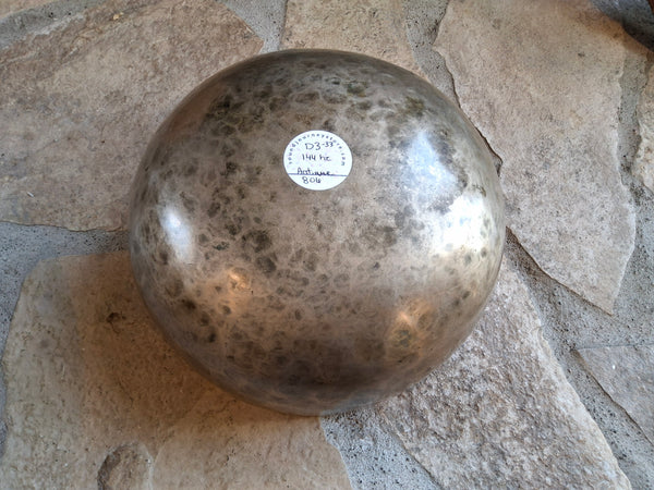 Bowl 806: 10.25" Antique Sambolati Himalayan Singing Bowl 144 HZ D3-33