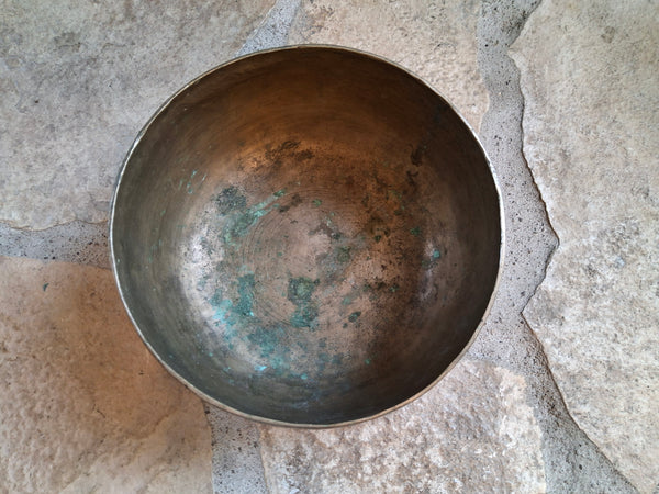 Bowl 820: 6.75" Antique Himalayan Singing Bowl 179 HZ F3+43