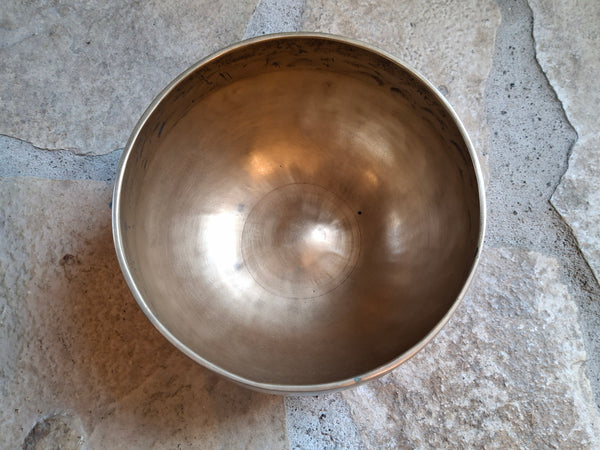 Bowl 866: 6.5" Vintage Himalayan Singing Bowl 237 HZ A#3+29