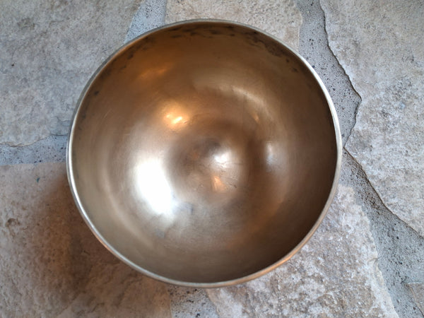 Bowl 867: 6.75" Vintage Himalayan Singing Bowl 223 HZ A3+23