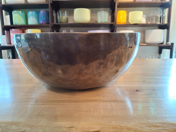 Bowl 931: 17"  Plain Foot Himalayan Singing Bowl 70 HZ C#2+18