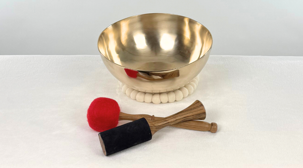 Bowl 1103: 9.5" Premium Concert Singing Bowl 91 Hz F#2 -28
