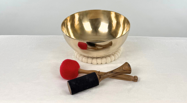 Bowl 1111: 9.5" Premium Concert Singing Bowl 105 Hz G#2 +19