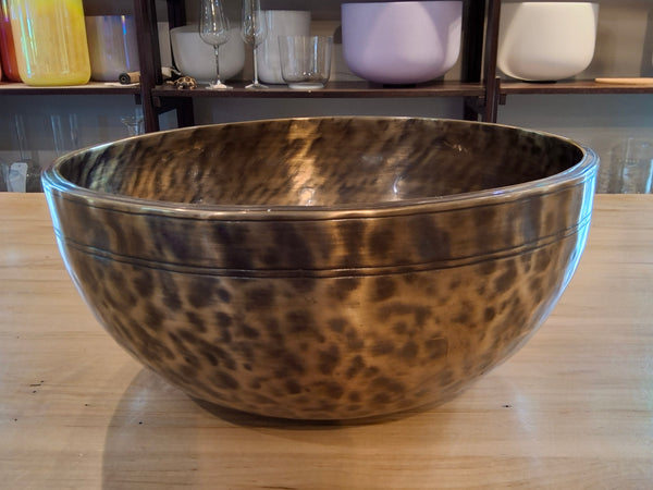 Bowl 739: 14.5" Himalayan Singing Bowl 108 HZ A2-32